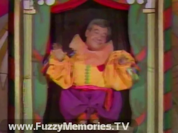 Still from “Miniature magician act” — Doug Henning’s World of Magic IV